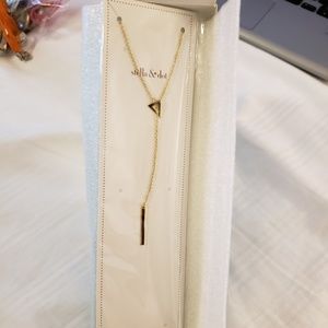 NIB Stella & Dot Triangle Lariat Necklace, Gold